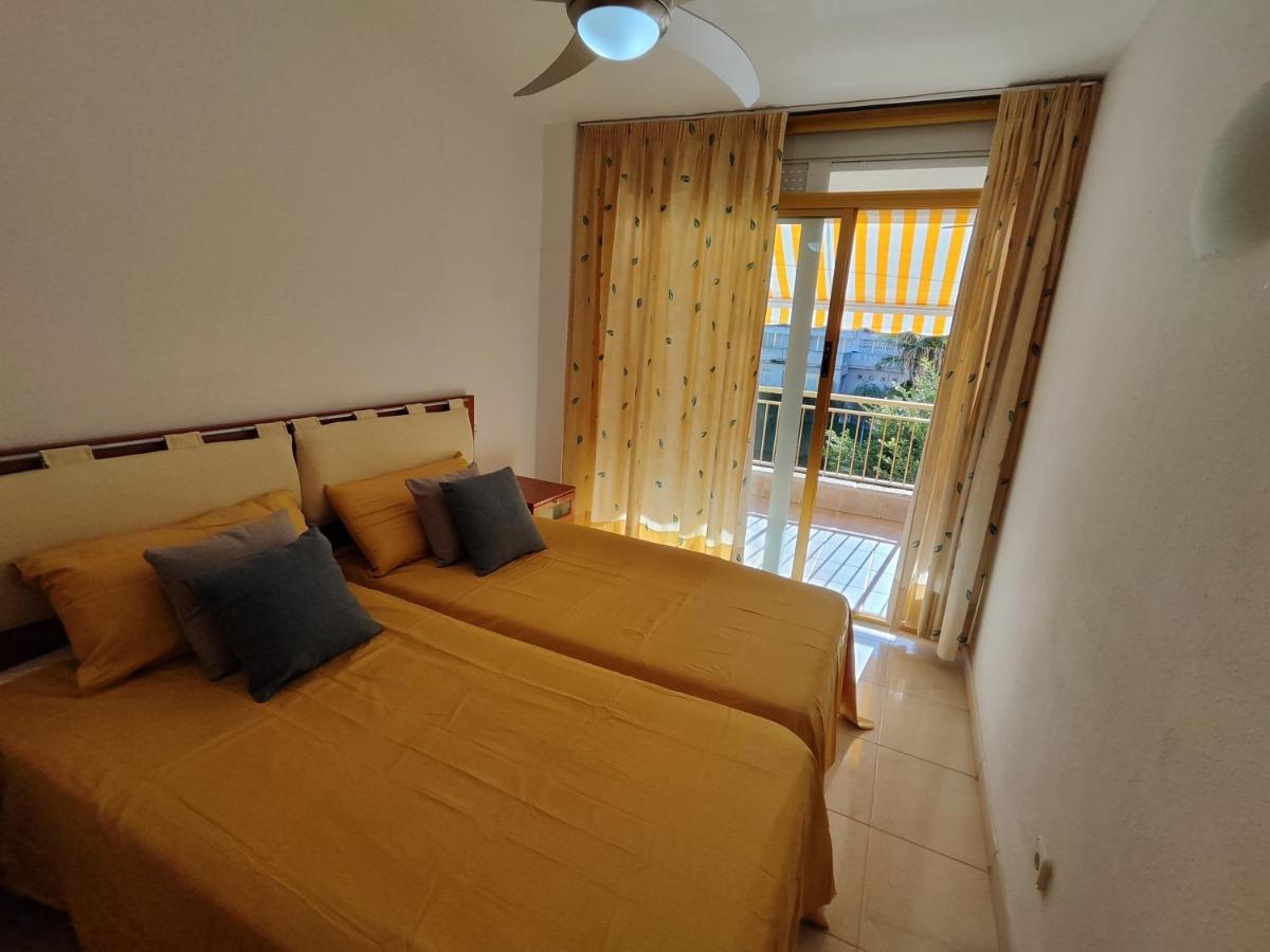 Luminoso Apartamento En Salou Con Terraza Y Parque Infantil Ideal Familias Extérieur photo