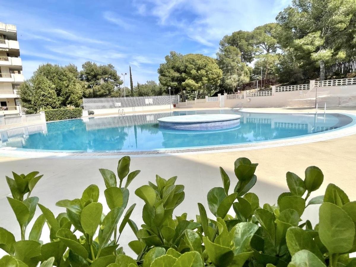 Luminoso Apartamento En Salou Con Terraza Y Parque Infantil Ideal Familias Extérieur photo
