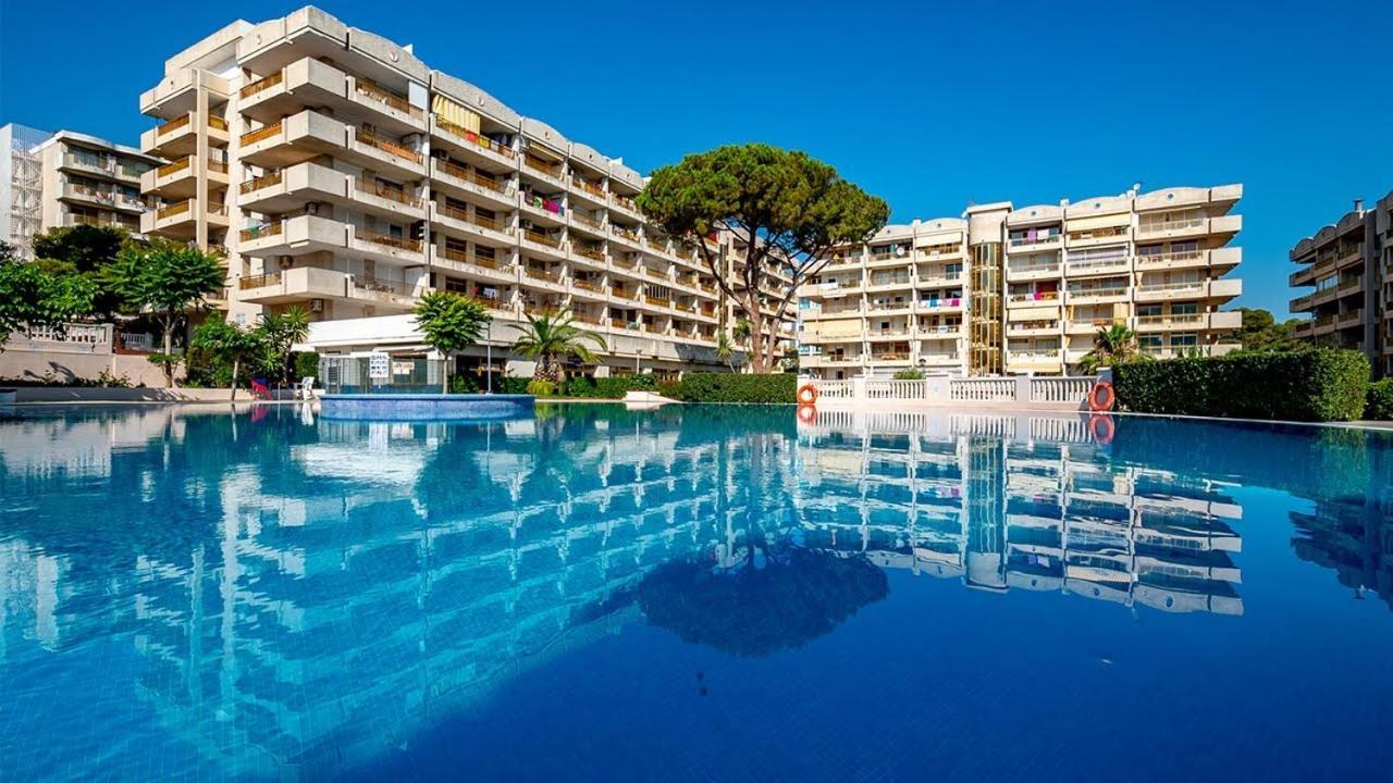 Luminoso Apartamento En Salou Con Terraza Y Parque Infantil Ideal Familias Extérieur photo