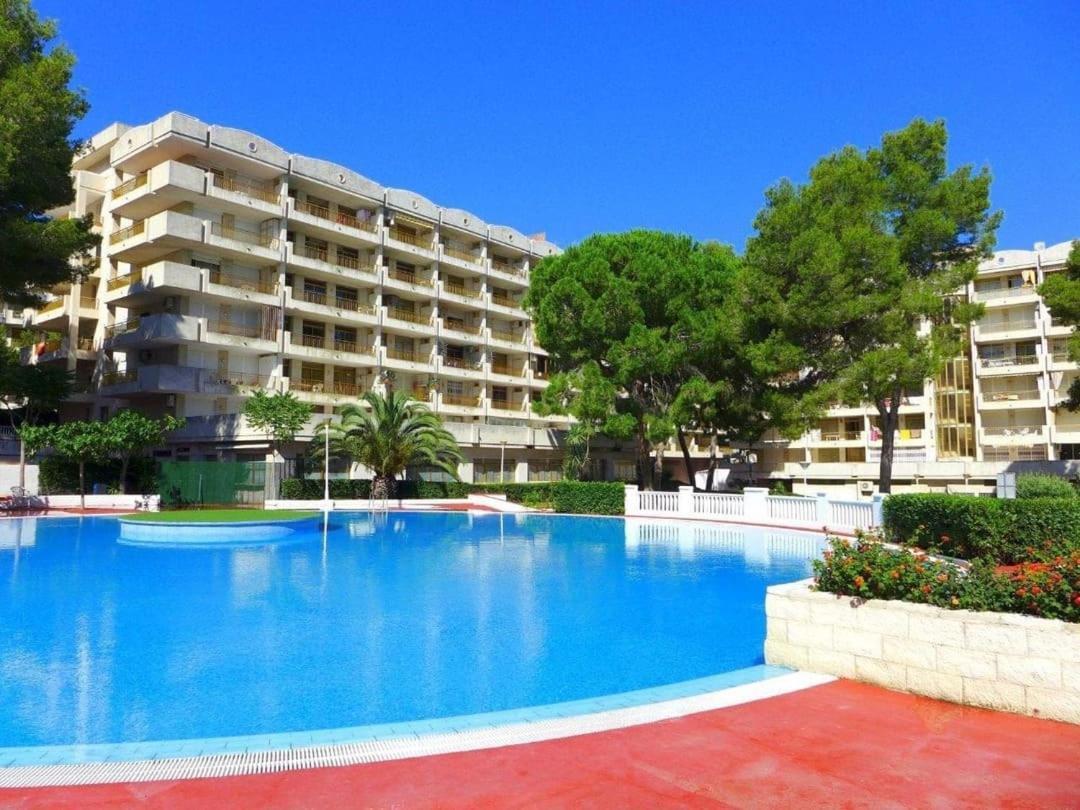 Luminoso Apartamento En Salou Con Terraza Y Parque Infantil Ideal Familias Extérieur photo