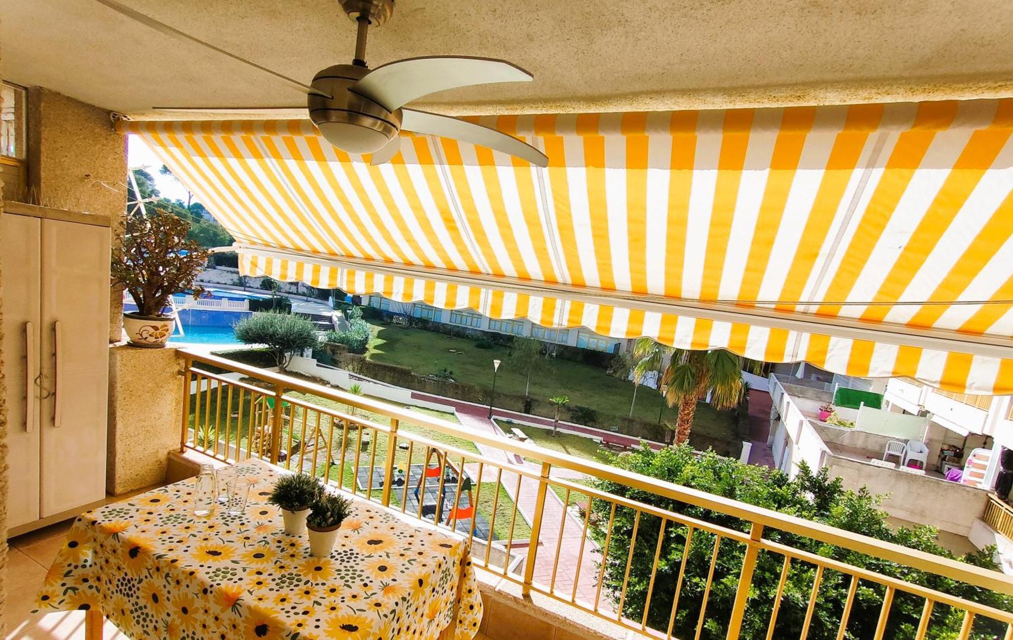 Luminoso Apartamento En Salou Con Terraza Y Parque Infantil Ideal Familias Extérieur photo