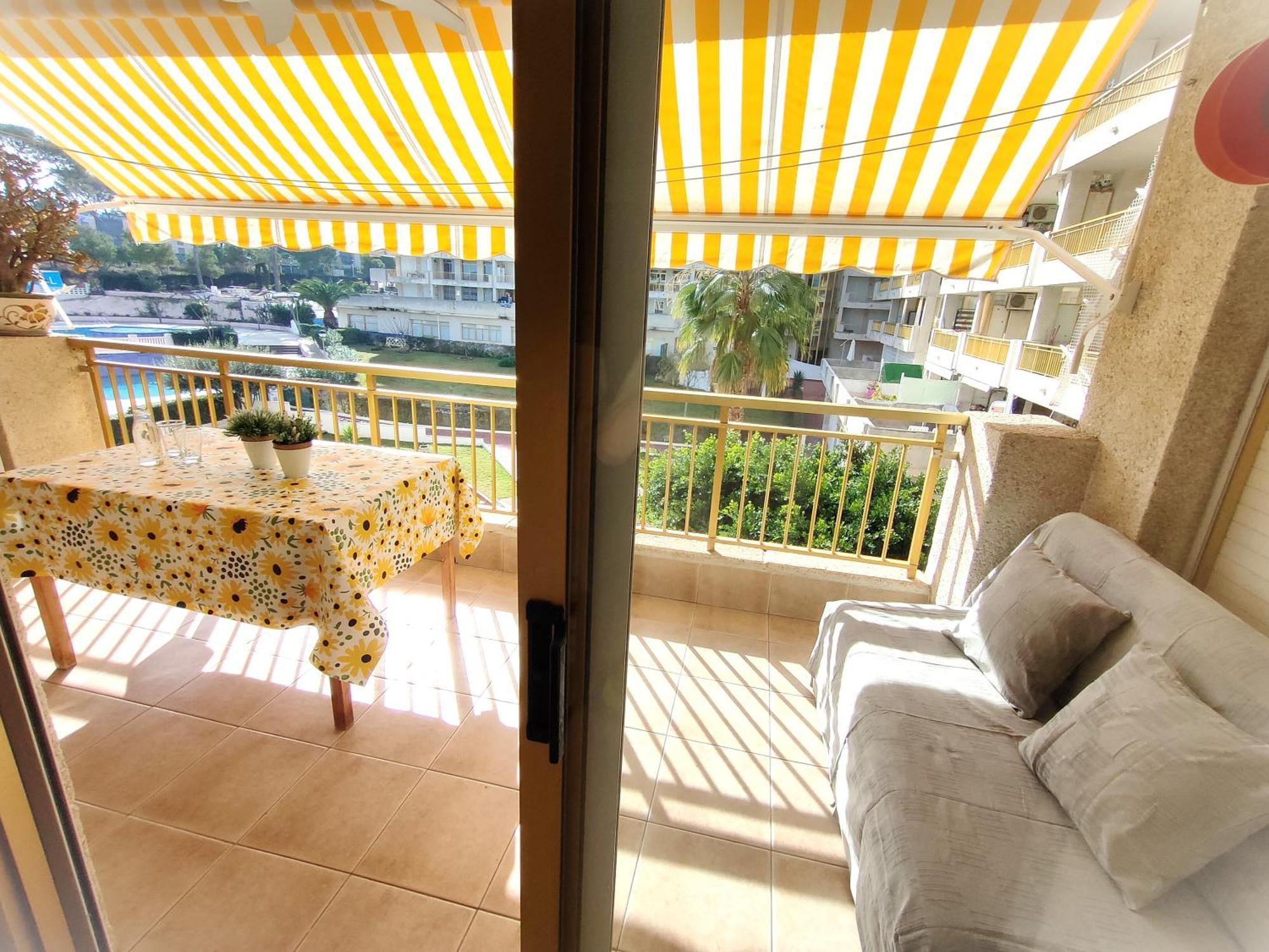 Luminoso Apartamento En Salou Con Terraza Y Parque Infantil Ideal Familias Extérieur photo